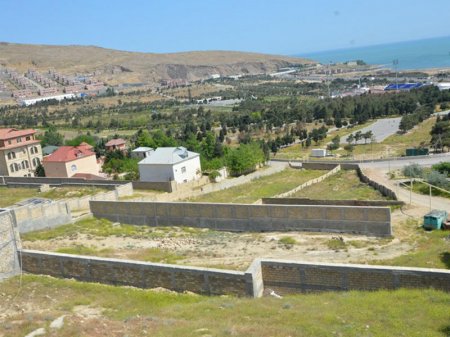 Bakıda torpağın qiyməti bahalaşır