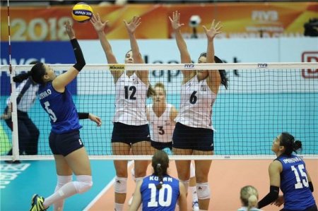Qadın voleybolçularımız DÇ-yə məğlubiyyətlə başladı