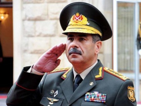 Zakir Həsənov ordu rəhbərliyini topladı