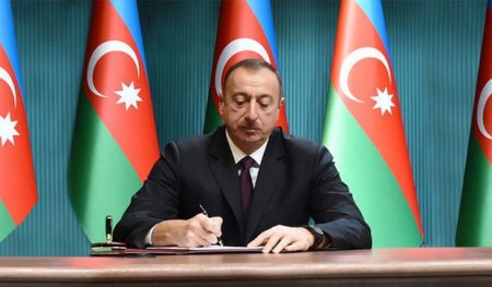 İlham Əliyev icra başçısını vəzifəsindən azad etdi