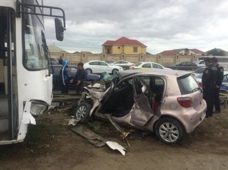 Bakıda daha bir avtobus qəzası: xəsarət alanlar var