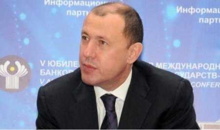 Londonda çirkli pullara qarşı mübarizəni Cahangir Hacıyevdən başladılar