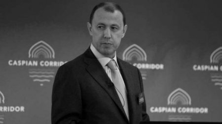 Londonda çirkli pullara qarşı mübarizəni Cahangir Hacıyevdən başladılar