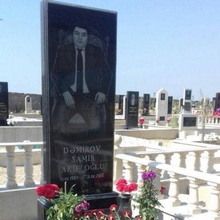 34 yaşlı Dəmirov mədəsini kiçiltmək istədi, klinikada öldü