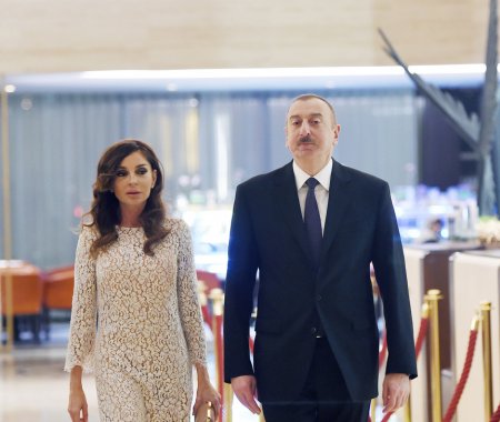 İlham Əliyev və Mehriban Əliyeva “Azərxalça” ASC-nin Lənkəran filialının açılışında iştirak ediblər