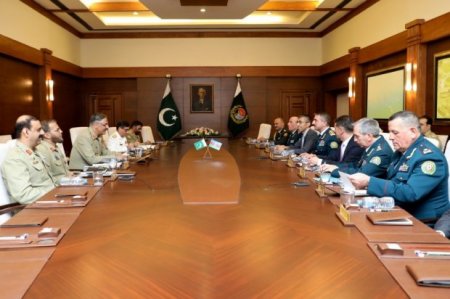 Pakistan Prezidenti Elçin Quliyevi qəbul edib