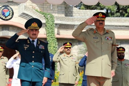Pakistan Prezidenti Elçin Quliyevi qəbul edib
