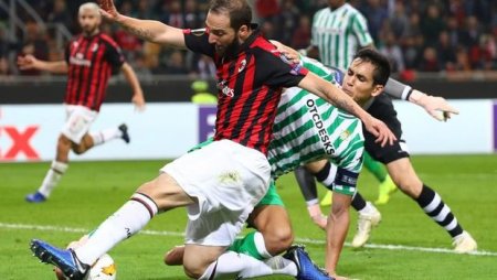 “Milan” evdə uduzdu, “Fənərbaxça” səfərdə xal qazandı