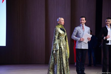 Robot "Sofiya": Azərbaycan regional innovativ mərkəzə çevrilmək üçün böyük potensiala malikdir 
