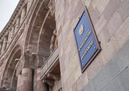Ermənistanda hökumət binasını partlatmaq istədilər