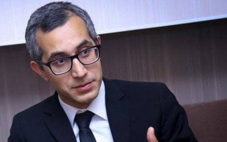 “Bizdə dərsliklər şagirdə əzab vermək üçündür, bilik qazandırmaq üçün deyil...”