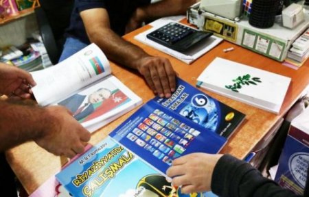 “Bizdə dərsliklər şagirdə əzab vermək üçündür, bilik qazandırmaq üçün deyil...”