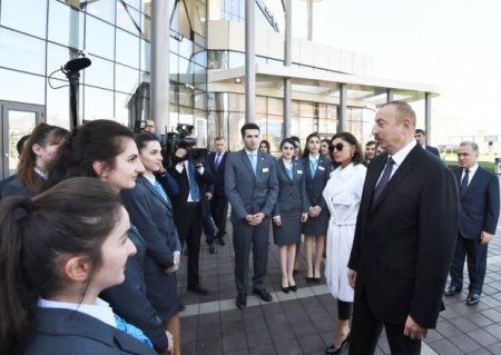 İlham Əliyev korrupsiyaya, rüşvətxorluğa qarşı aparılan mübarizə və “ASAN xidmət” mərkəzləri haqda...
