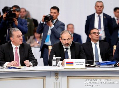 İlham Əliyev Astanaya getmədi, amma Paşinyanı pərt edə bildi... İlham Əliyev Astanaya getmədi, amma Paşinyanı pərt edə bildi...