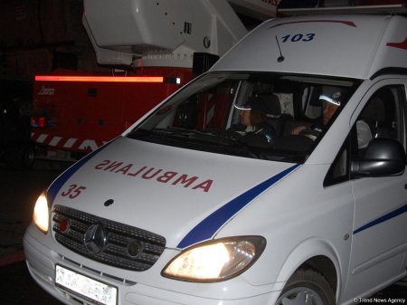 Bakıda marşrut avrobusu qəzaya uğrayıb