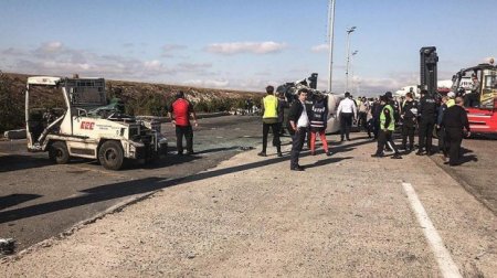 İstanbulda Atatürk hava limanında yol qəzası baş verdi
