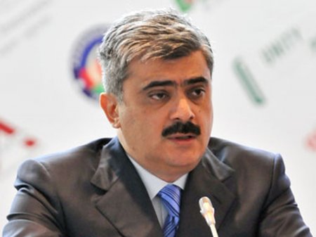 Maliyyə naziri manata xaricdən təzyiqlər haqda