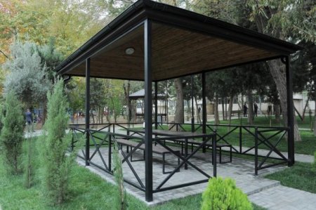Leyla Əliyeva “Bizim həyət” layihəsi çərçivəsində növbəti tədbirlərdə iştirak edib