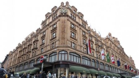 “Shopping Lady” 500 min funt sterlinq ödədi, həbsdən çıxdı