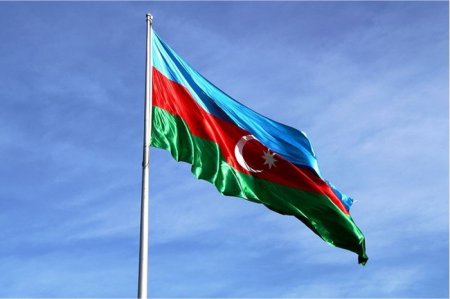 9 noyabr Azərbaycanda Dövlət Bayrağı Günüdür