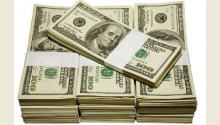 Razim İsayev səhiyyə məmuruna 100 min dollar rüşvət verdiyini deyir