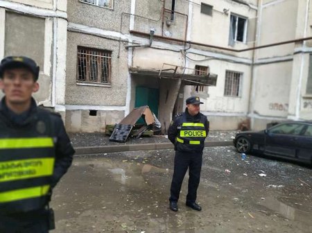 Tbilisidə yaşayış binasında güclü partlayış