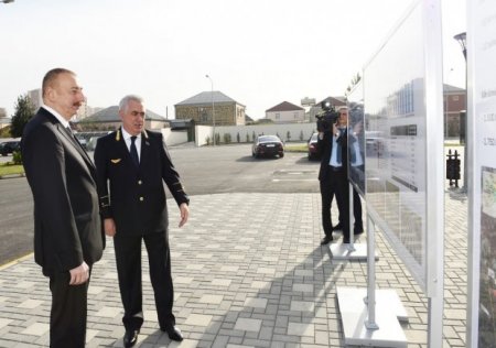 İlham Əliyev Sumqayıtdan Bakıya qatarla gəldi