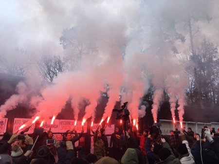 Kiyevdə erməni nazirin həbsi tələb edildi