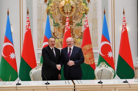 Azərbaycan Belarusdan yenə hərbi texnika alacaq