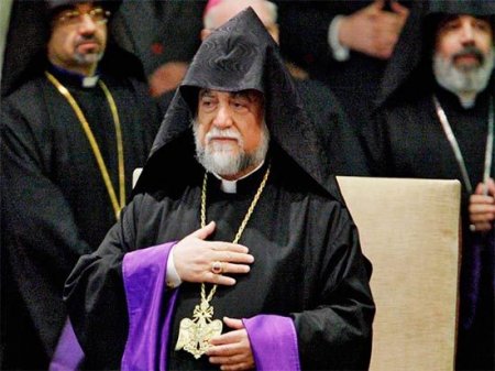 Tehrandakı erməni kilsəsinin başçısı Paşinyanla razılaşmadı