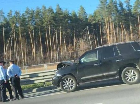 Polis rəisinin arvadı maşınla 5 nəfəri vurub öldürdü