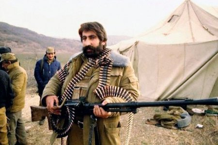 “Ermənistandakı məxməri inqilab Qarabağda qələbədən daha mühümdür...”