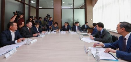Xarici işlər naziri: “Yəqin ki, indi mən də sizin qarşınızda çılpaq oturardım…”