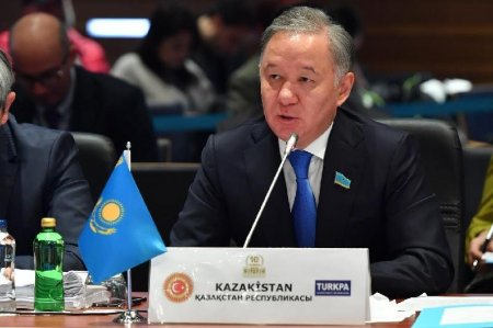 Xarici işlər naziri: “Yəqin ki, indi mən də sizin qarşınızda çılpaq oturardım…”