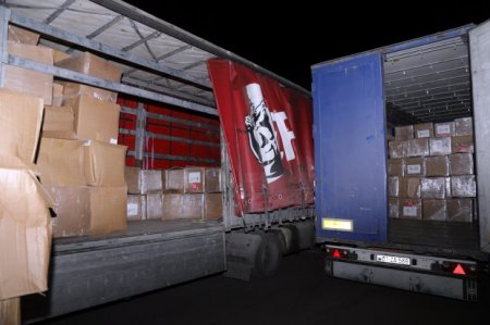 Azərbaycana qanunsuz keçirilən külli miqdarda dərman aşkarlandı