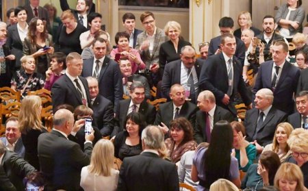 İlham Əliyev Putinlə birlikdə “Şelkunçik”ə tamaşa etdi