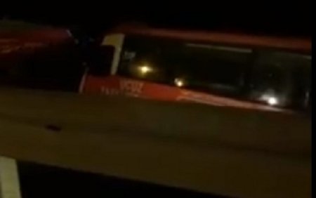 Bakıda sərnişin avtobusu aşdı: 9 yaralı