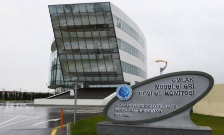 Bakıda keçirilmiş hərracda “Kia” 4400 manata satıldı