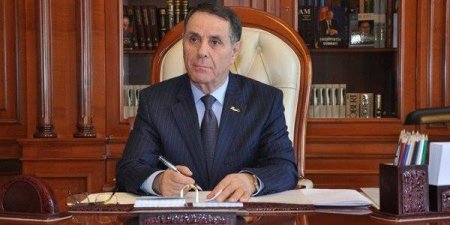Sosial müavinətlərin və təqaüdlərin təyin olunması qaydaları dəyişdi