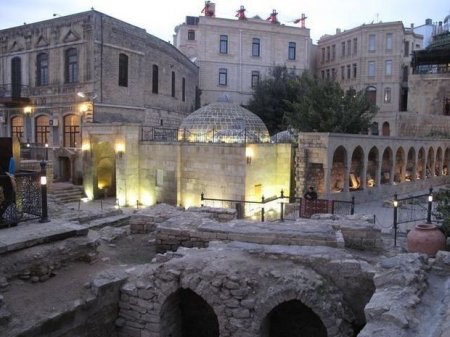 İçərişəhərdə yeni aşkarlanan orta əsrlərə aid hamam