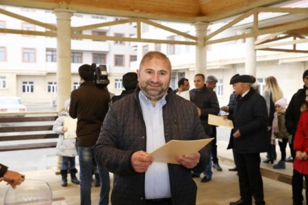 Şəhid ailələri və Qarabağ əlillərinə yeni mənzillər verildi