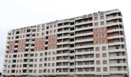 Şəhid ailələri və Qarabağ əlillərinə yeni mənzillər verildi