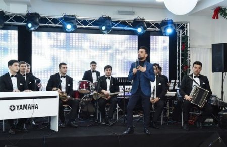 Mehriban Əliyeva DTX-nin hərbi hissəsində keçirilən bayram tədbirində