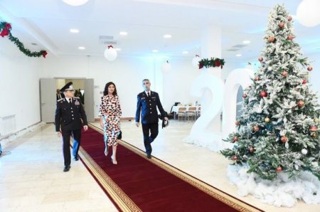 Mehriban Əliyeva DTX-nin hərbi hissəsində keçirilən bayram tədbirində