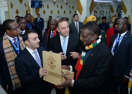 Zimbabve prezidenti “ASAN xidmət”də