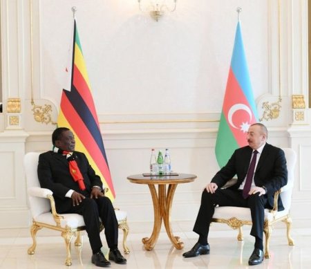İlham Əliyev Zimbabve prezidenti ilə görüşüb