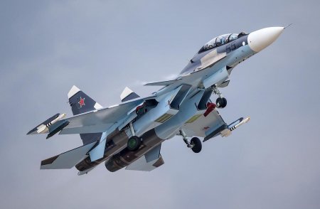 Rusiya Ermənistana Su-30SM qırıcıları satır