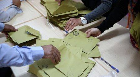 AKP-nin etirazı qəbul edildi: səslər yenidən sayılacaq