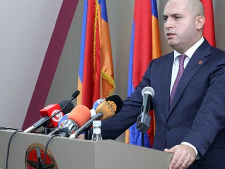 Sarkisyanın partiyası Paşinyanın partiyası ilə eyni mövqedə