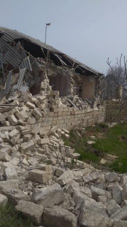 Abşeronun icra başçısı sabah toy olacaq evi uçurtdu